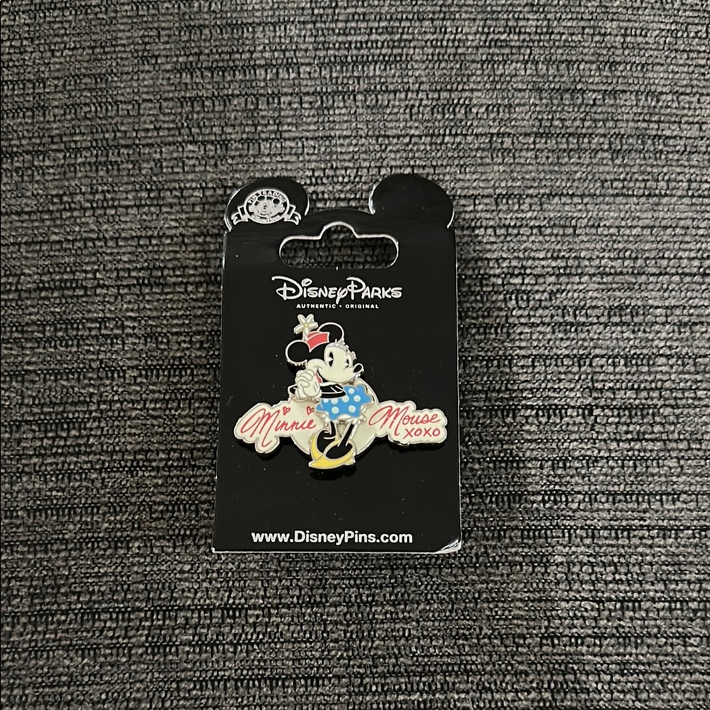 Disney Parks Minnie Mouse Pin